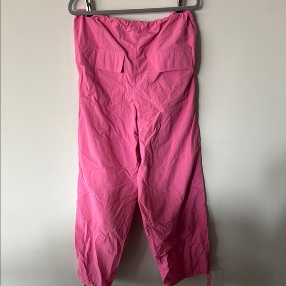 Tinseltown Vibrant Pink Cargo Pants with Drawstring Waist - Picture 7 of 8